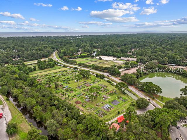 35 Lake Forest Dr Apt 3304, Hilton Head Island, SC 29928