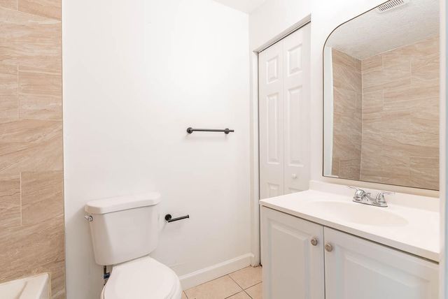 314 E Gateway Boulevard, Boynton Beach, FL 33435