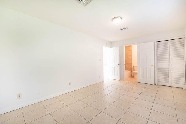 314 E Gateway Boulevard, Boynton Beach, FL 33435