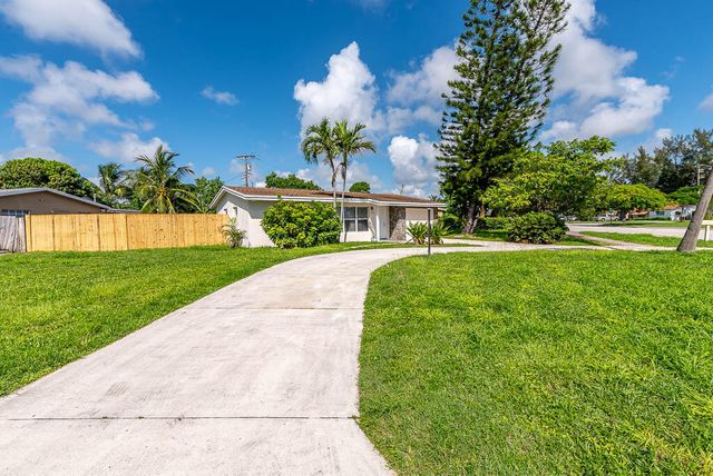 314 E Gateway Boulevard, Boynton Beach, FL 33435