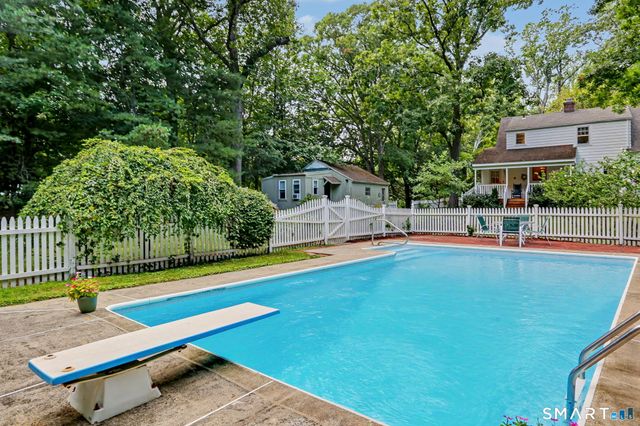 219 Unity Road, Trumbull, CT 06611