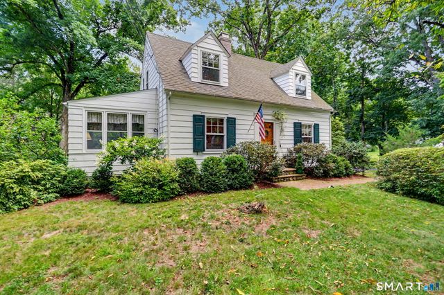 219 Unity Road, Trumbull, CT 06611