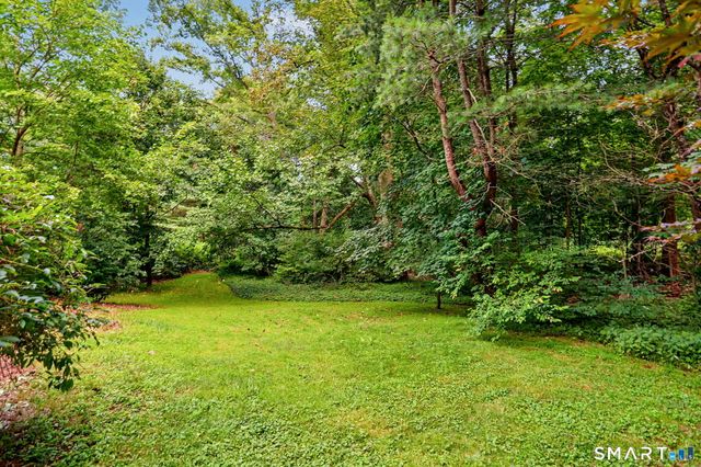 219 Unity Road, Trumbull, CT 06611