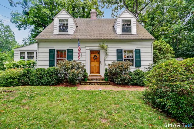 219 Unity Road, Trumbull, CT 06611