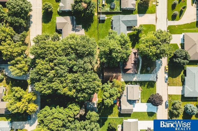 2105 N St Street, Aurora, NE 68818