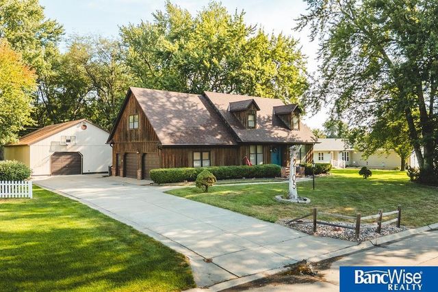 2105 N St Street, Aurora, NE 68818
