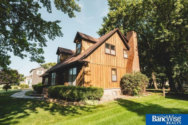 2105 N St Street, Aurora, NE 68818