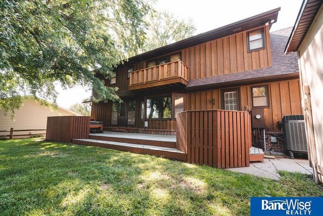 2105 N St Street, Aurora, NE 68818