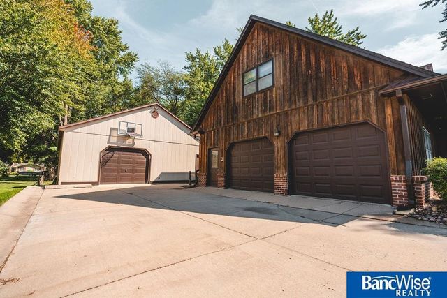 2105 N St Street, Aurora, NE 68818