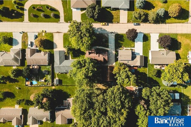 2105 N St Street, Aurora, NE 68818