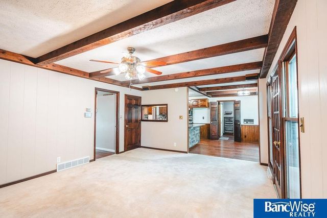 2105 N St Street, Aurora, NE 68818