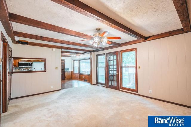 2105 N St Street, Aurora, NE 68818