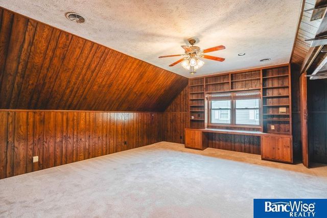 2105 N St Street, Aurora, NE 68818