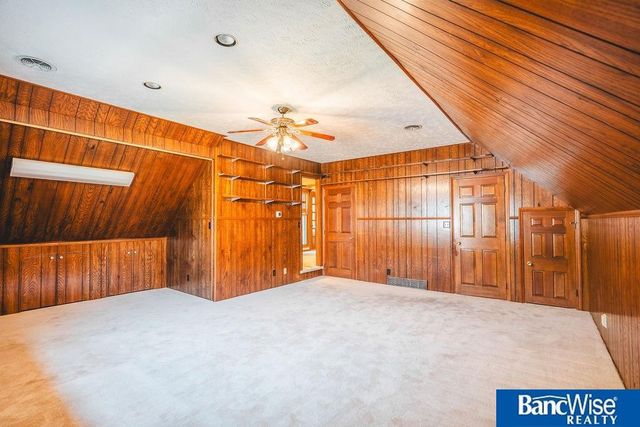 2105 N St Street, Aurora, NE 68818