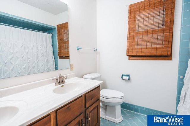 2105 N St Street, Aurora, NE 68818