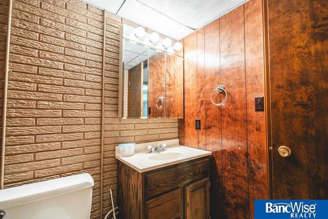 2105 N St Street, Aurora, NE 68818