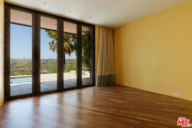 1111 Bel Air Place, Los Angeles, CA 90077