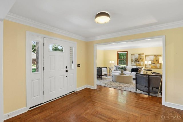 8383 Ellenwoods Drive, Symmes Twp, OH 45249