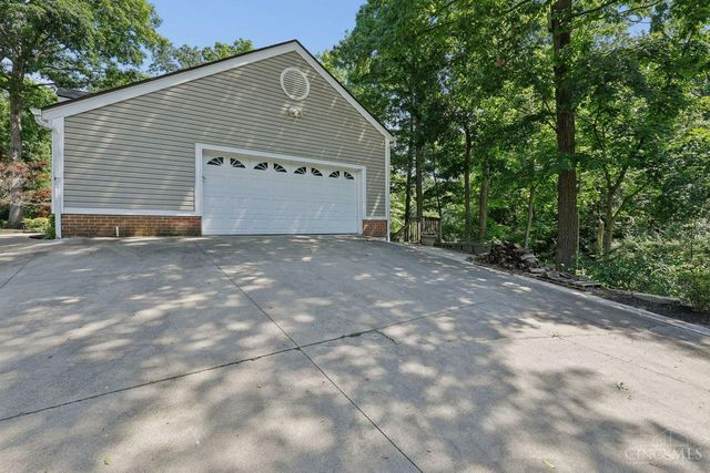 8383 Ellenwoods Drive, Symmes Twp, OH 45249