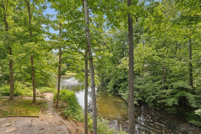 8383 Ellenwoods Drive, Symmes Twp, OH 45249