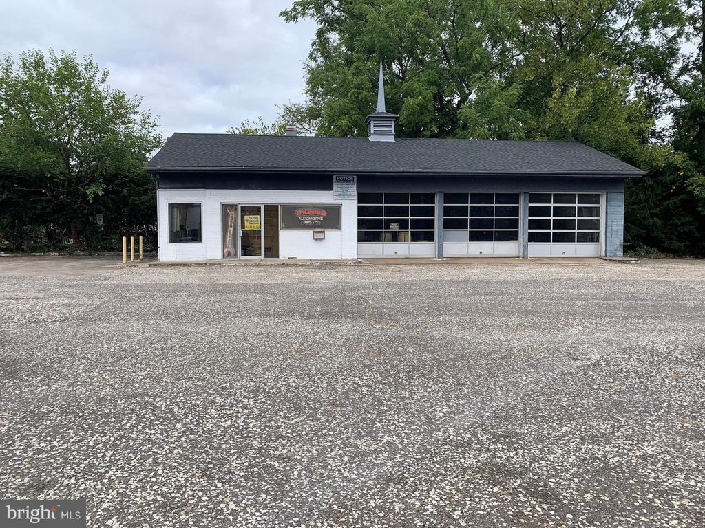 3350 COVE RD, Pennsauken, NJ 08109