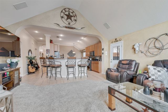 2435 Beachview Drive, Grand Prairie, TX 75054