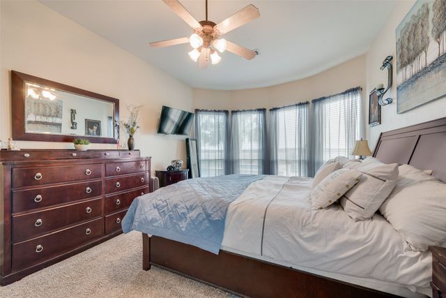 2435 Beachview Drive, Grand Prairie, TX 75054