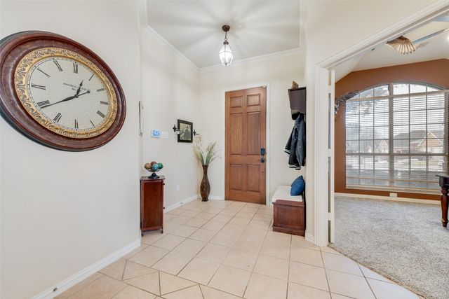 2435 Beachview Drive, Grand Prairie, TX 75054