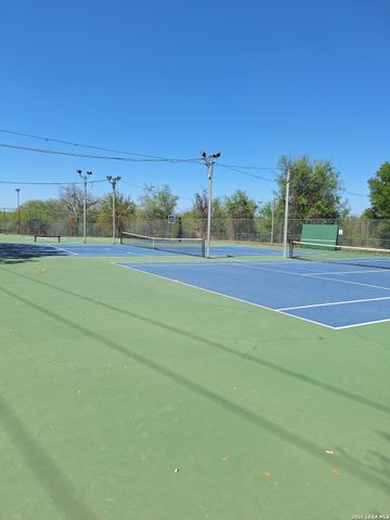 15439 River Bnd, San Antonio, TX 78247