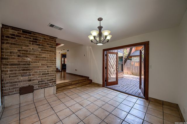 15439 River Bnd, San Antonio, TX 78247