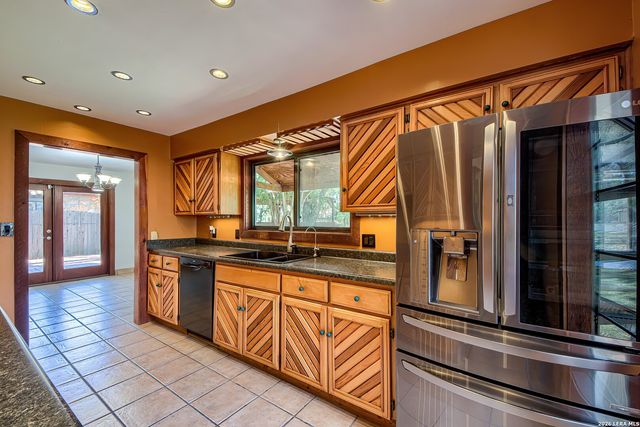 15439 River Bnd, San Antonio, TX 78247