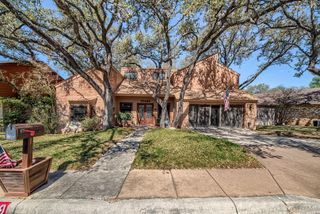 15439 River Bnd, San Antonio, TX 78247