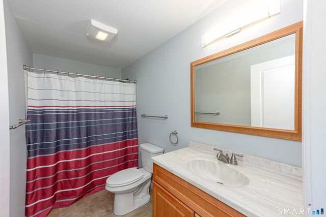 49 Kimberly Circle, North Haven, CT 06473