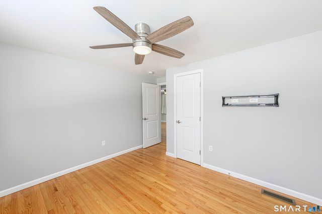 49 Kimberly Circle, North Haven, CT 06473