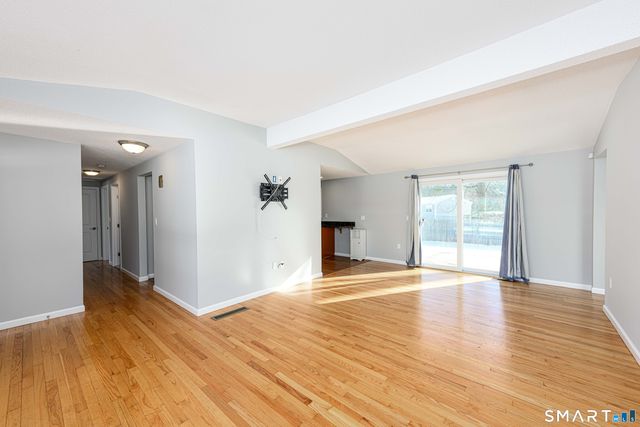 49 Kimberly Circle, North Haven, CT 06473