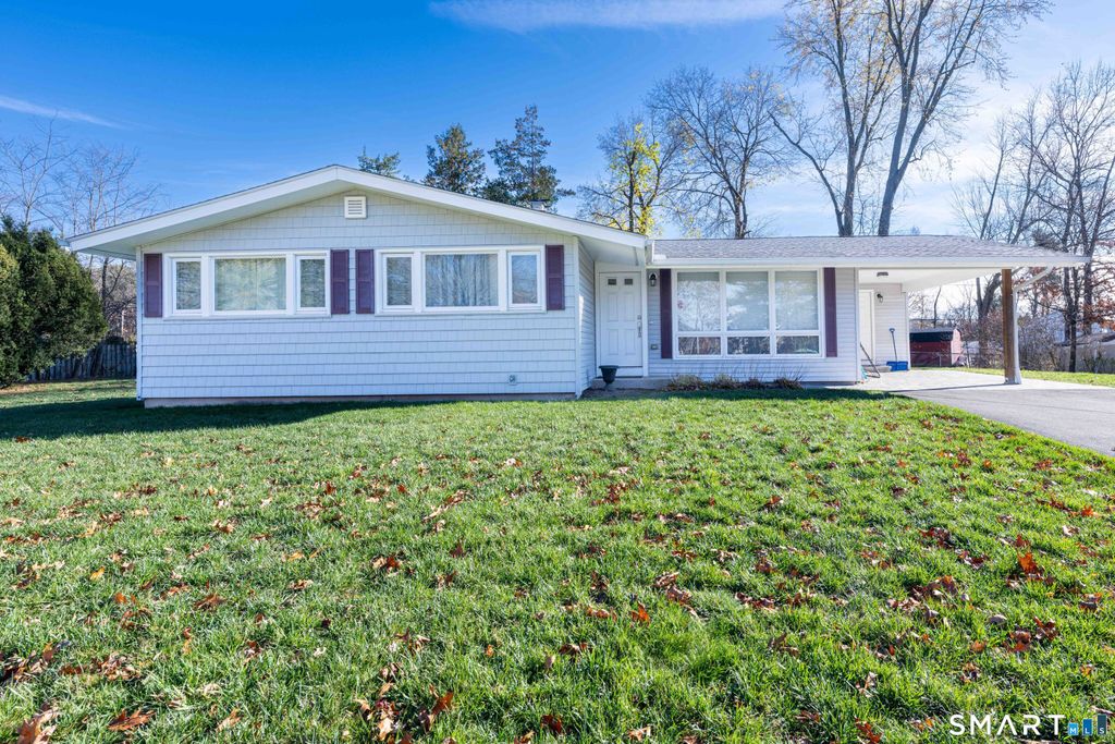 49 Kimberly Circle, North Haven, CT 06473