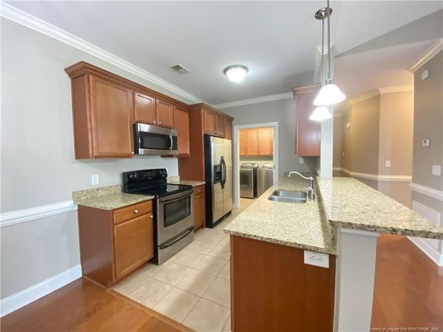 411 Gallery Drive 201, Spring Lake, NC 28390