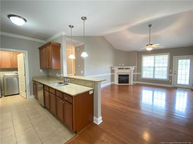 411 Gallery Drive 201, Spring Lake, NC 28390