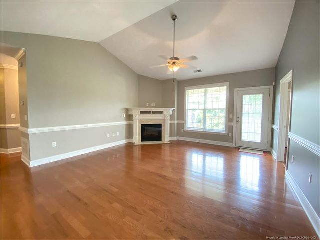 411 Gallery Drive 201, Spring Lake, NC 28390
