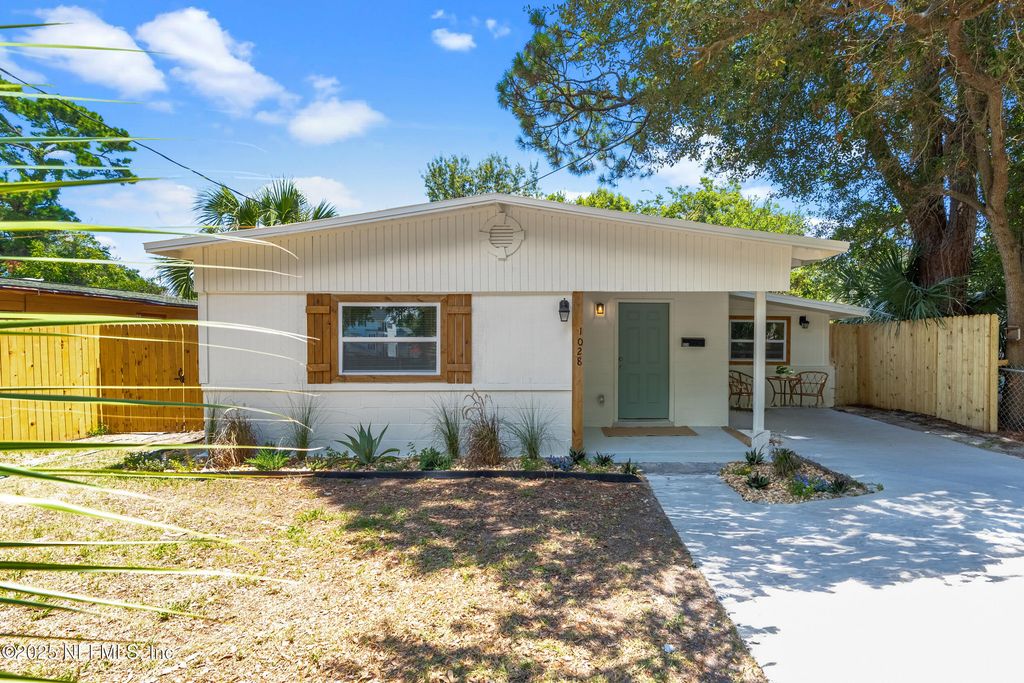1028 S 9TH Street, Fernandina Beach, FL 32034