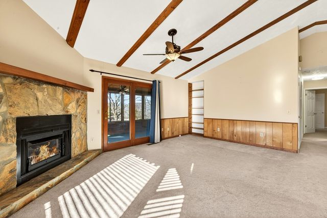 699 Mcridge Road, Hiawassee, GA 30546