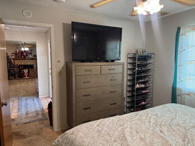 3804 Thompson Avenue, Selma, CA 93662