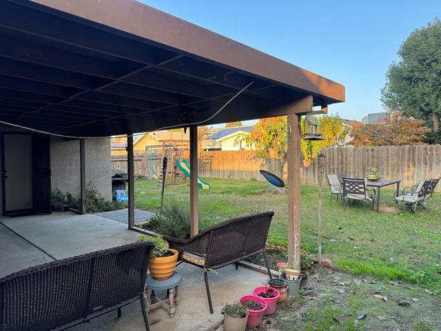 3804 Thompson Avenue, Selma, CA 93662