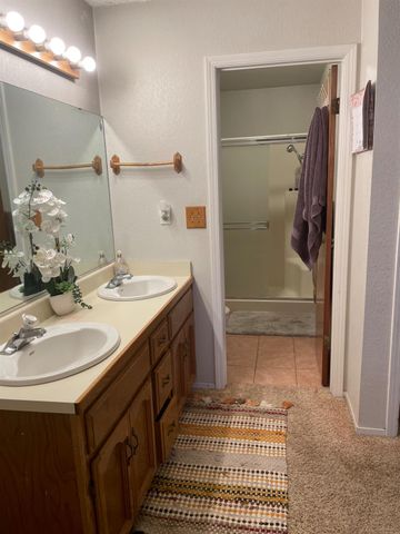 3804 Thompson Avenue, Selma, CA 93662