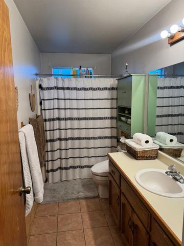 3804 Thompson Avenue, Selma, CA 93662