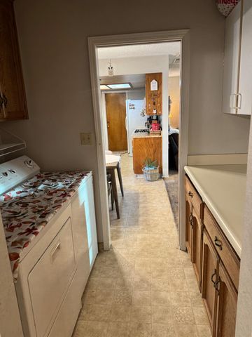 3804 Thompson Avenue, Selma, CA 93662