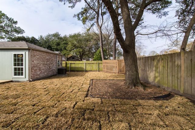 5046 Spring Forest Drive, Houston, TX 77091