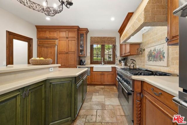 402 11th Street, Santa Monica, CA 90402