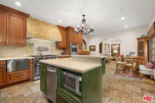 402 11th Street, Santa Monica, CA 90402