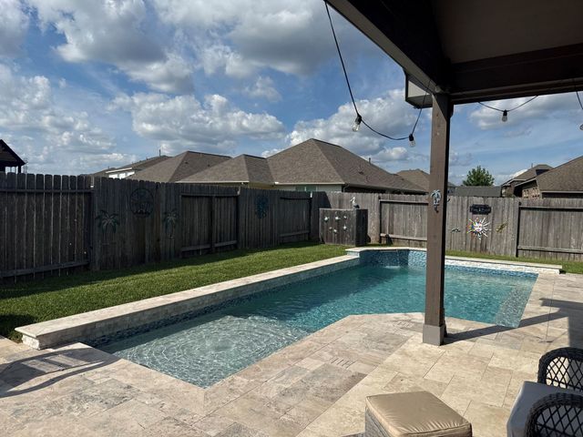311 Shiraz Drive, Alvin, TX 77511